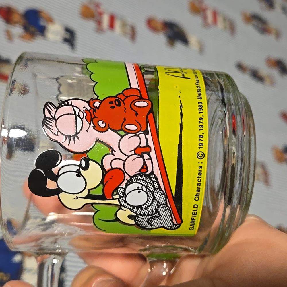 Vintage Garfield Mcdonalds Glass Mug Jim David - Picture 2 of 12
